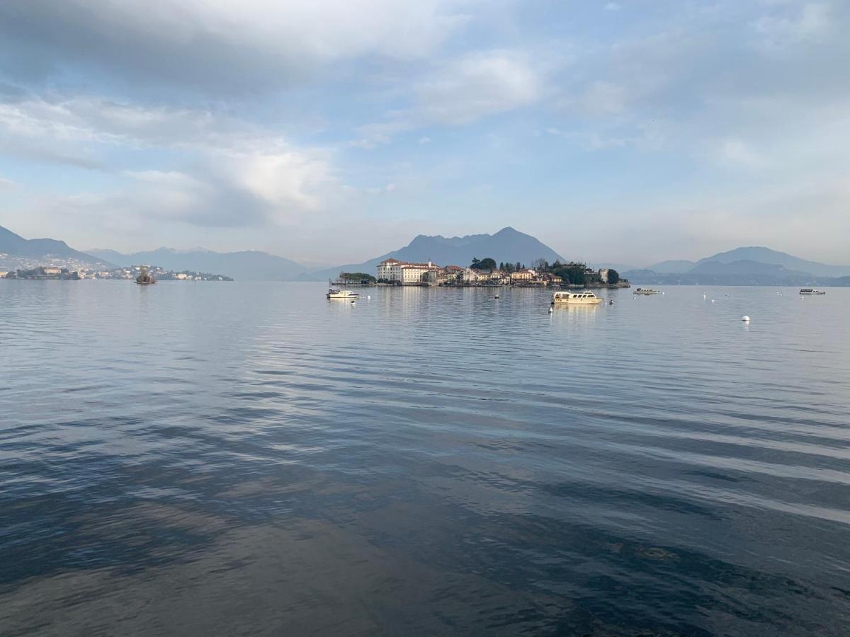 A Casa Di Chiara 2 Daire Stresa Dış mekan fotoğraf